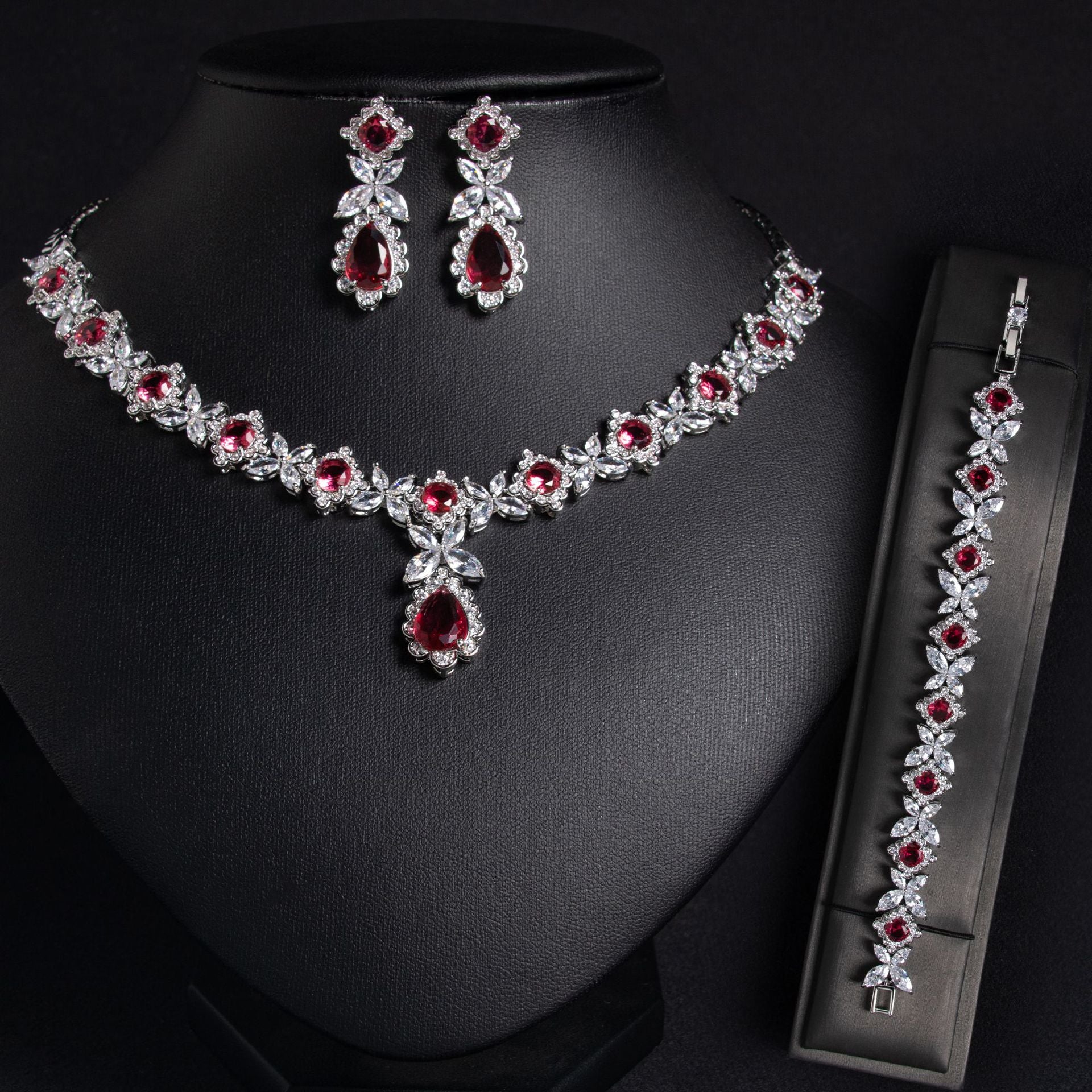 Royal Radiance Jewelry Set