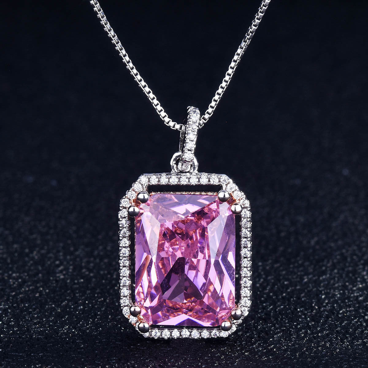 High-end Luxury Elegant Princess Rectangular Zircon Necklace